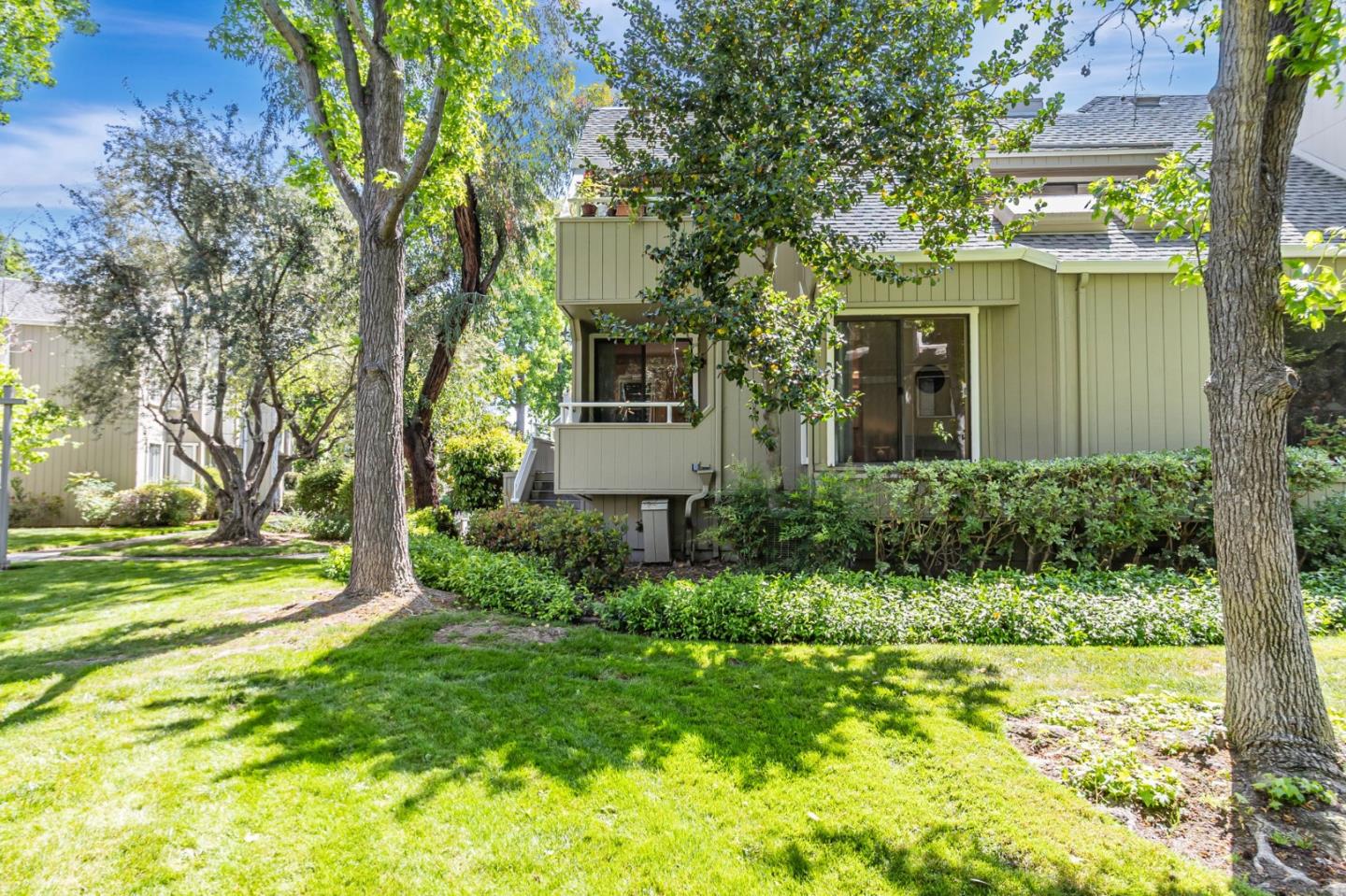 Detail Gallery Image 49 of 52 For 1763 Braddock Ct, San Jose,  CA 95125 - 2 Beds | 1 Baths