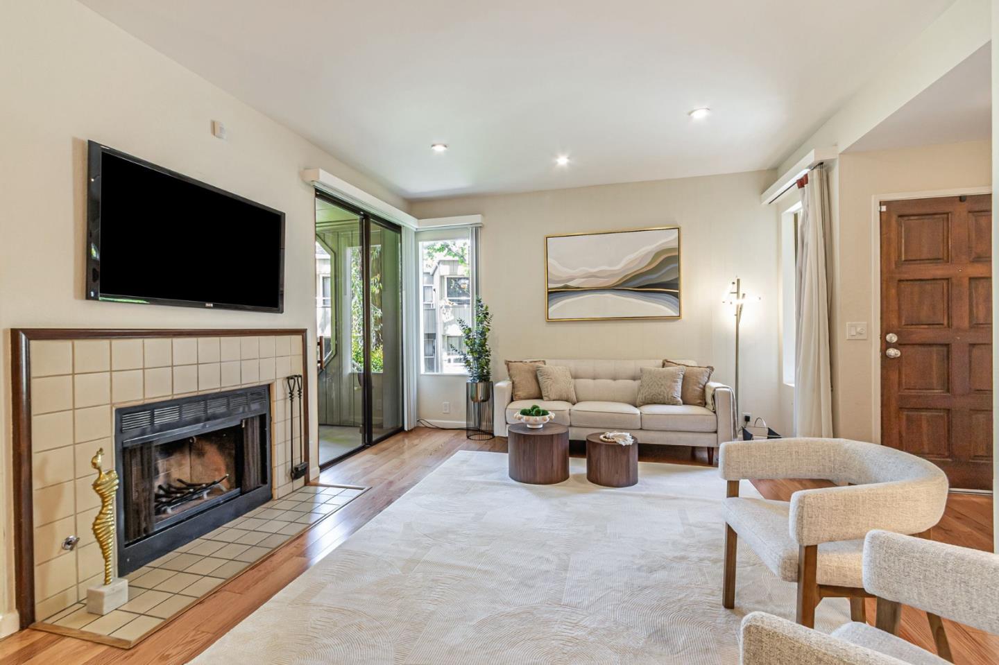 Detail Gallery Image 7 of 52 For 1763 Braddock Ct, San Jose,  CA 95125 - 2 Beds | 1 Baths