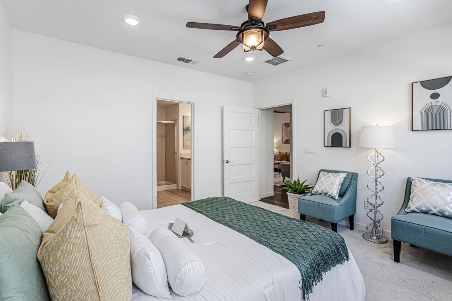 Detail Gallery Image 16 of 28 For 1833 Newbury Park Dr, San Jose,  CA 95133 - 2 Beds | 2 Baths