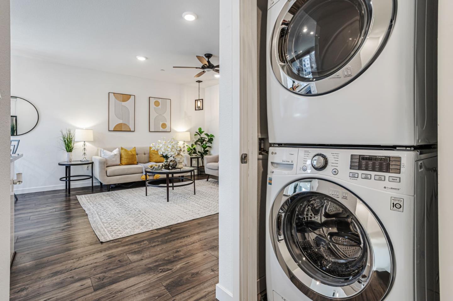Detail Gallery Image 22 of 28 For 1833 Newbury Park Dr, San Jose,  CA 95133 - 2 Beds | 2 Baths