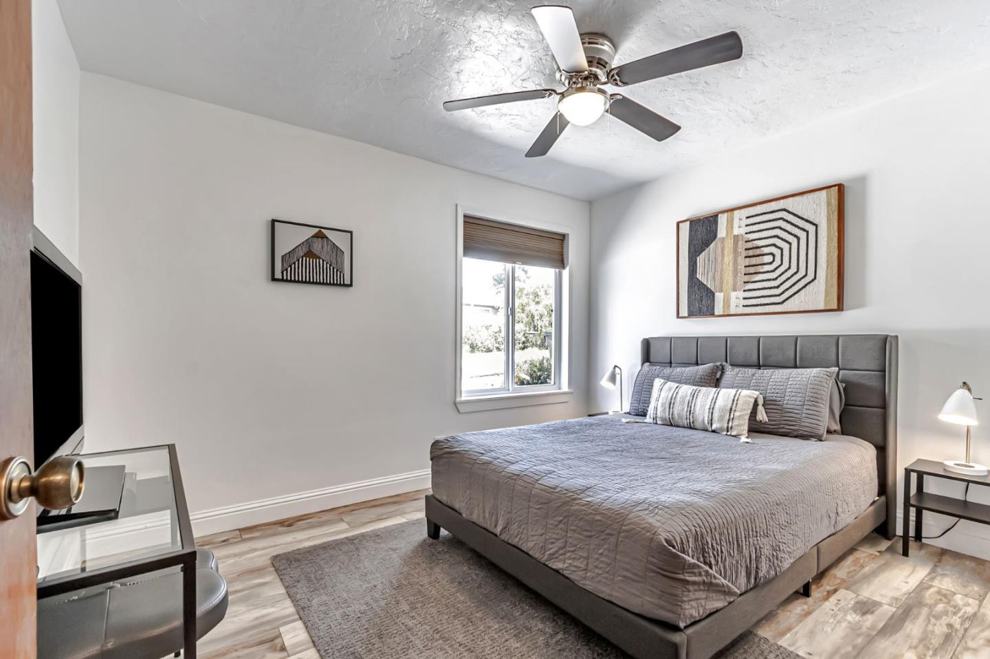 Detail Gallery Image 13 of 43 For 440 Tabor Dr, Scotts Valley,  CA 95066 - 4 Beds | 2 Baths