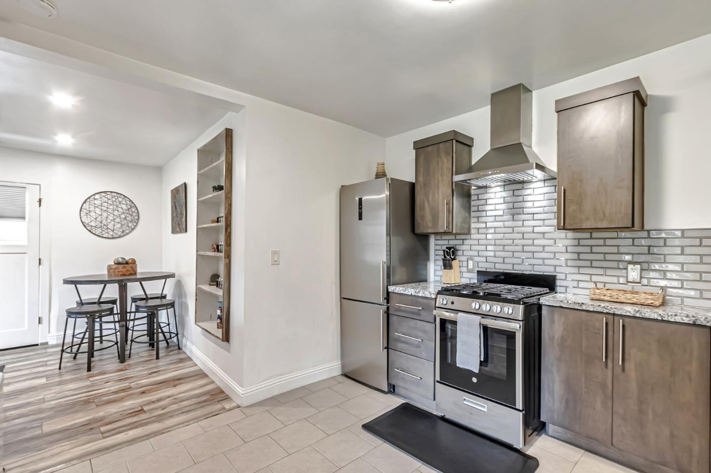 Detail Gallery Image 26 of 43 For 440 Tabor Dr, Scotts Valley,  CA 95066 - 4 Beds | 2 Baths
