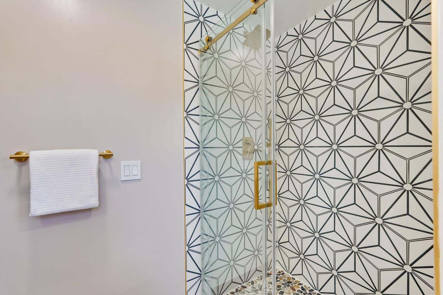 Detail Gallery Image 27 of 57 For 339 S 13th St, San Jose,  CA 95112 - 5 Beds | 4 Baths