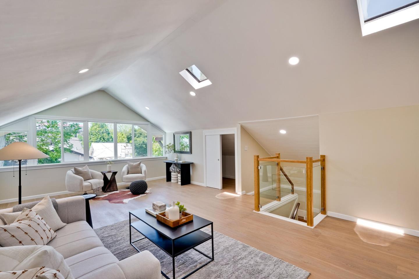 Detail Gallery Image 38 of 57 For 339 S 13th St, San Jose,  CA 95112 - 5 Beds | 4 Baths