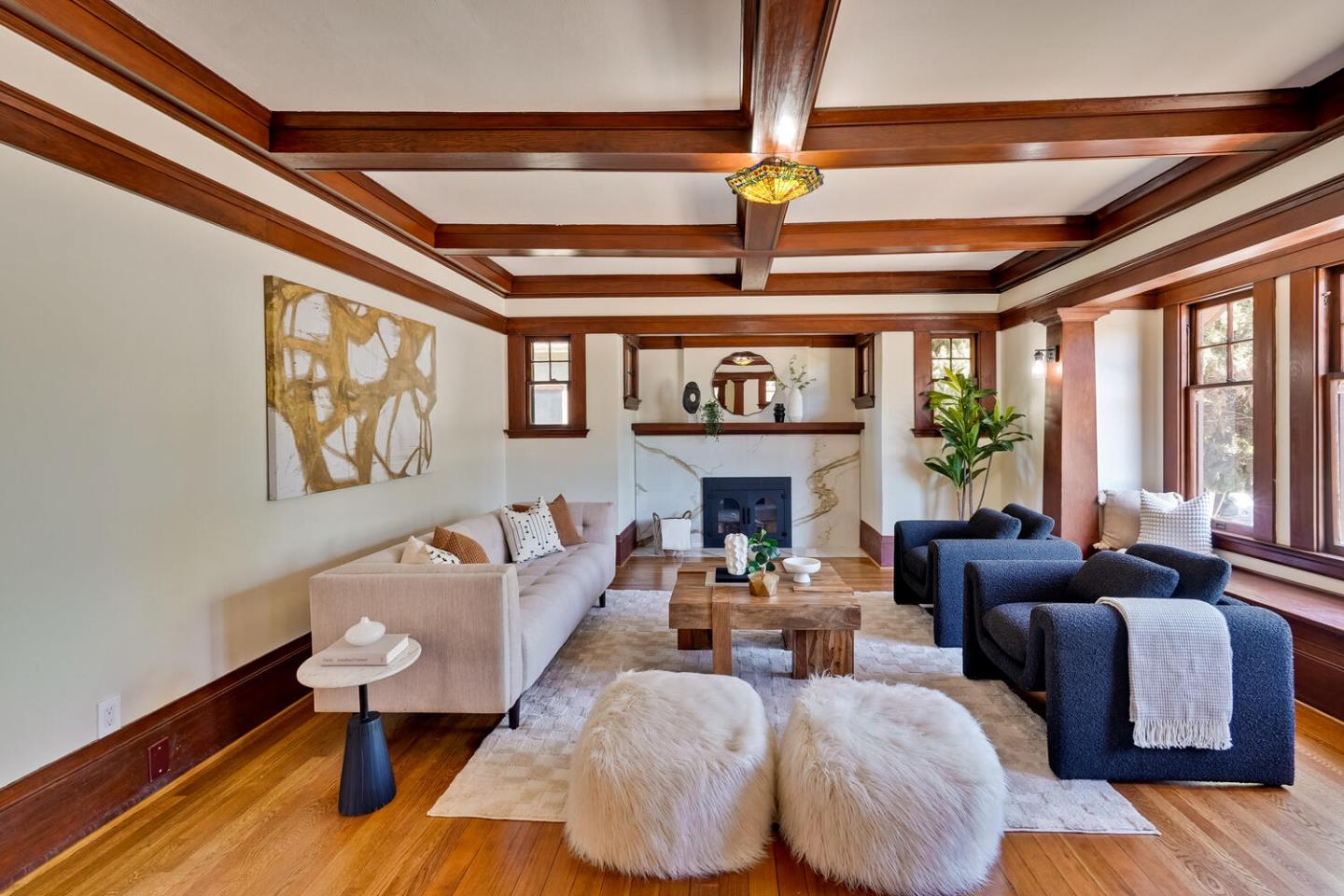 Detail Gallery Image 5 of 57 For 339 S 13th St, San Jose,  CA 95112 - 5 Beds | 4 Baths