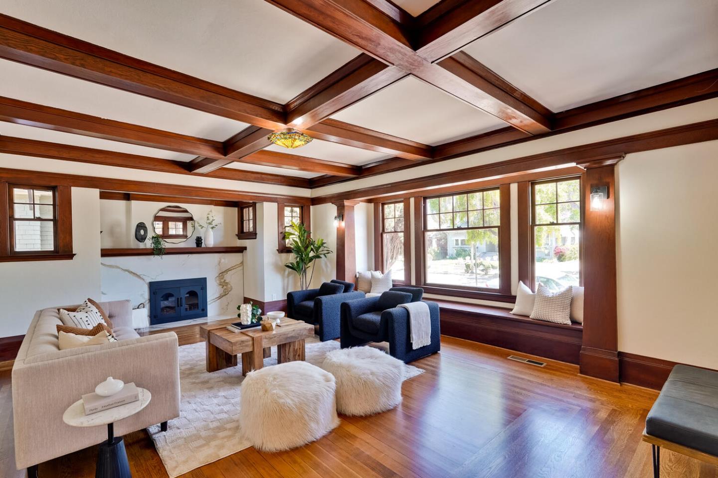Detail Gallery Image 6 of 57 For 339 S 13th St, San Jose,  CA 95112 - 5 Beds | 4 Baths