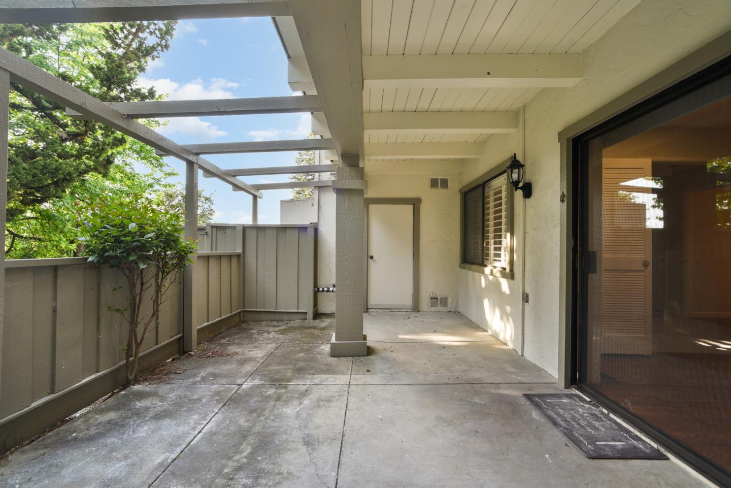 Detail Gallery Image 15 of 18 For 5324 Cribari Gln, San Jose,  CA 95135 - 2 Beds | 2 Baths