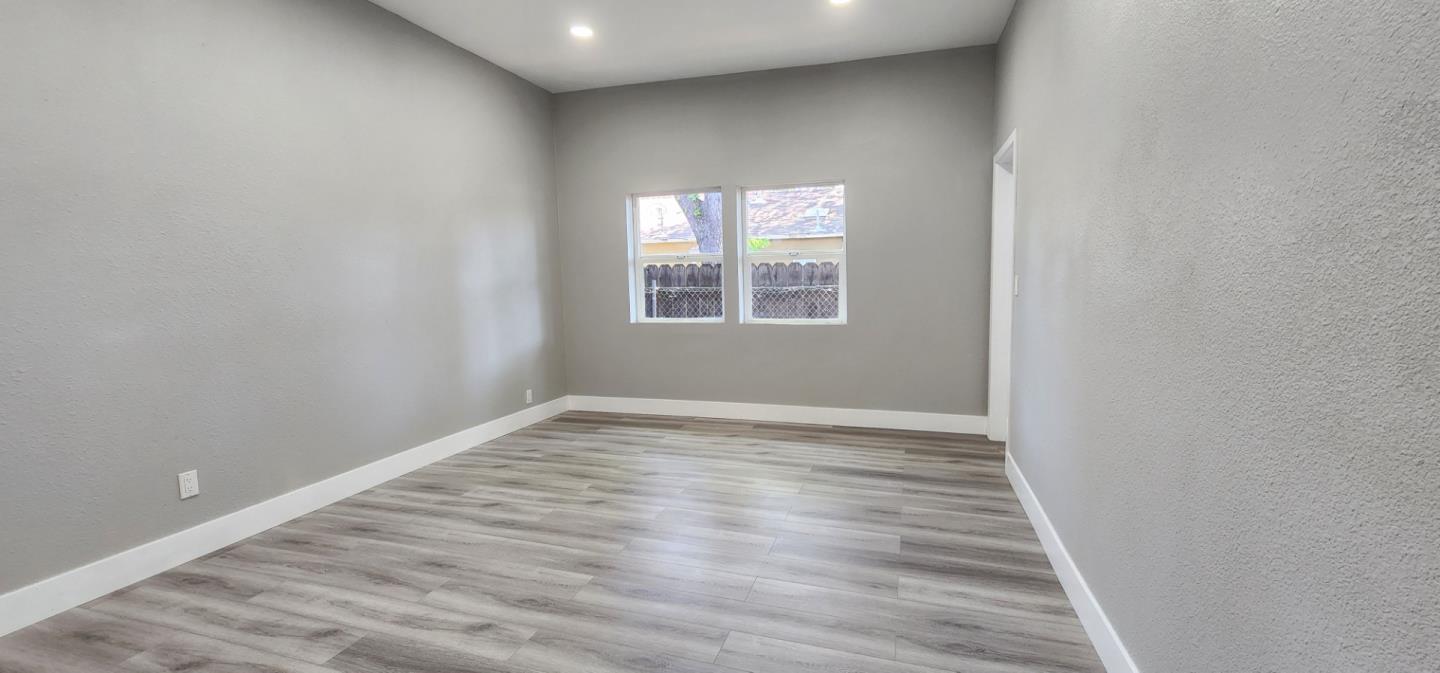 Detail Gallery Image 22 of 28 For 1936 G St, Modesto,  CA 95354 - 4 Beds | 3 Baths