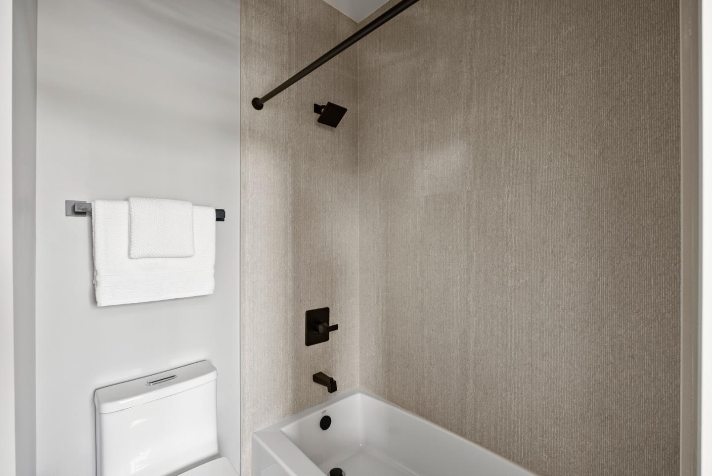 Detail Gallery Image 5 of 23 For 517 Union Ave, Campbell,  CA 95008 - 2 Beds | 2/1 Baths