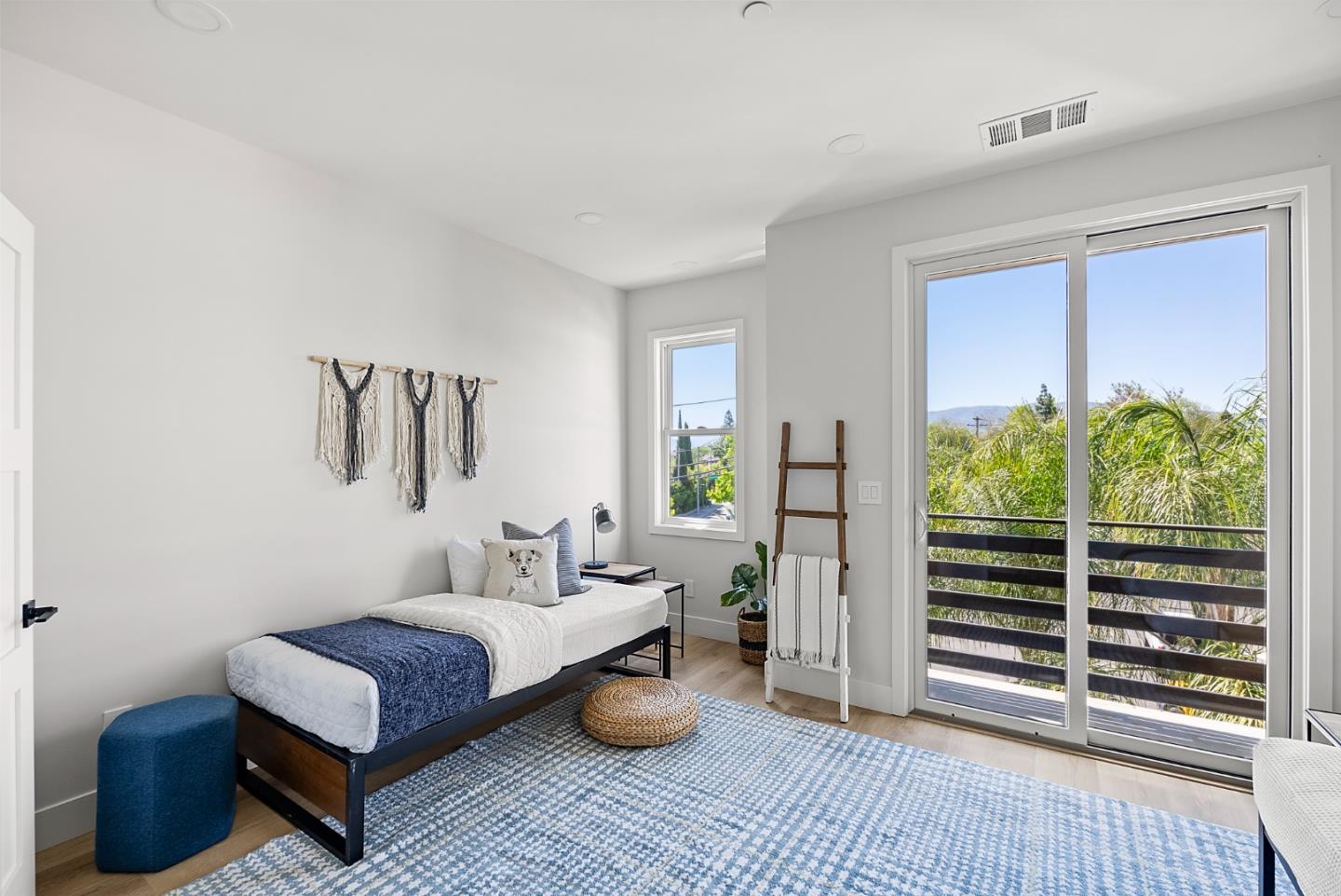 Detail Gallery Image 9 of 23 For 517 Union Ave, Campbell,  CA 95008 - 2 Beds | 2/1 Baths