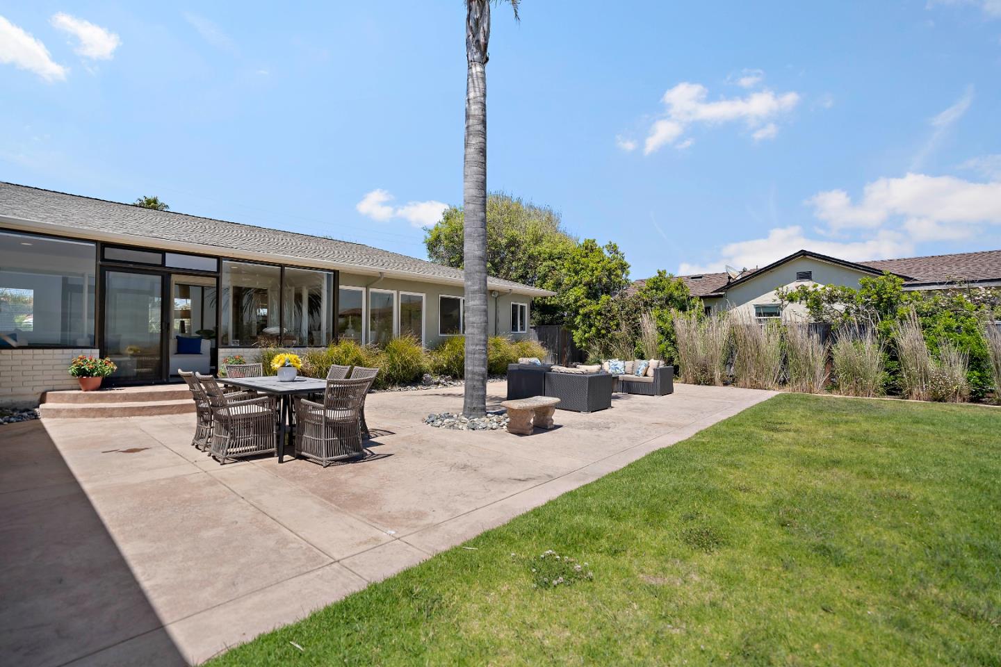 Detail Gallery Image 49 of 69 For 4120 Opal Cliff Dr, Santa Cruz,  CA 95062 - 3 Beds | 2/1 Baths