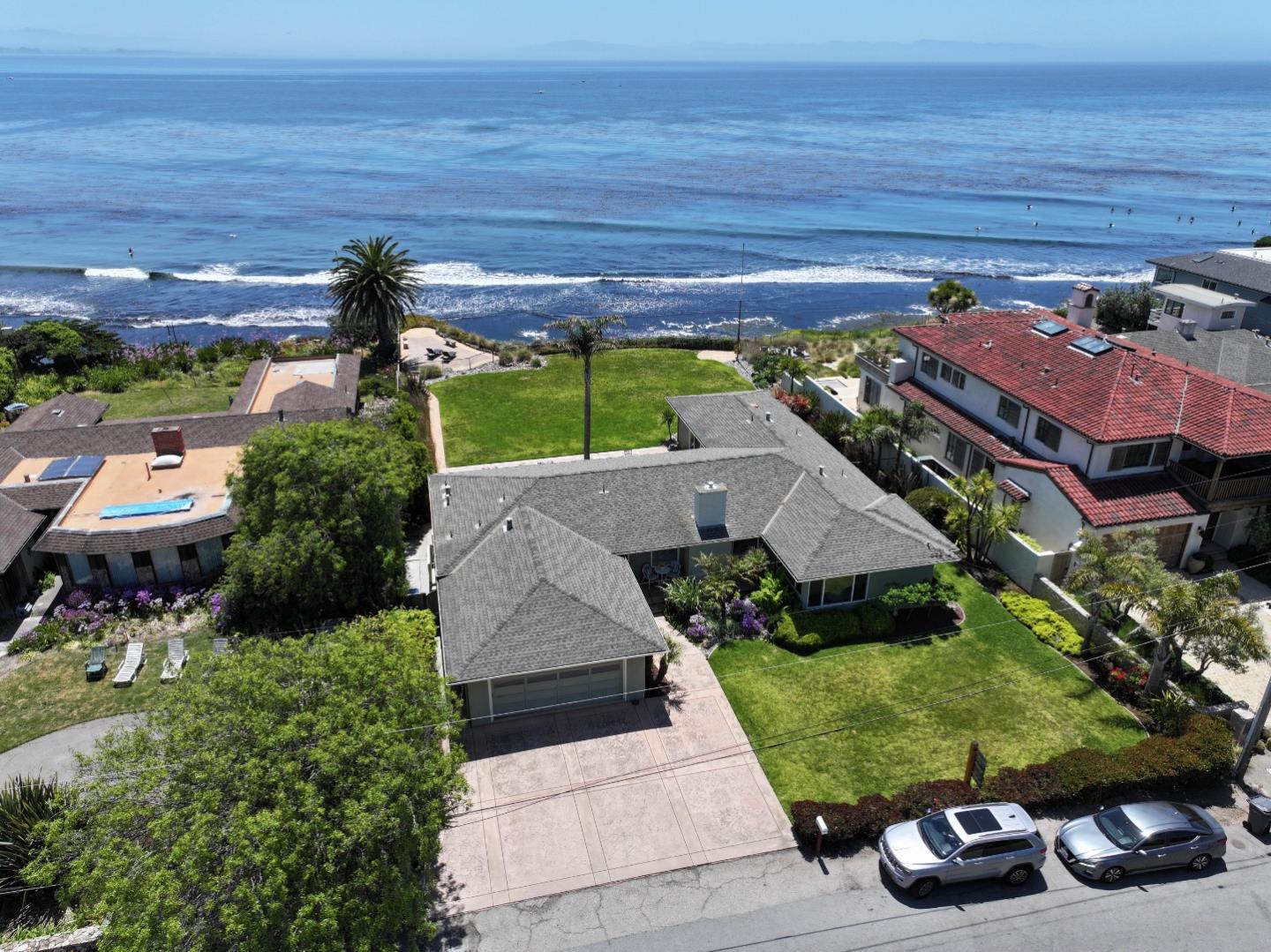 Detail Gallery Image 58 of 69 For 4120 Opal Cliff Dr, Santa Cruz,  CA 95062 - 3 Beds | 2/1 Baths