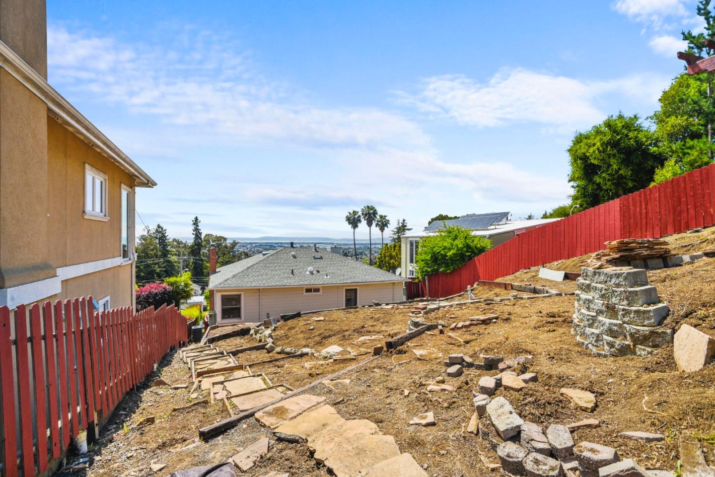 Detail Gallery Image 34 of 46 For 7968 Michigan Ave, Oakland,  CA 94605 - 3 Beds | 2 Baths