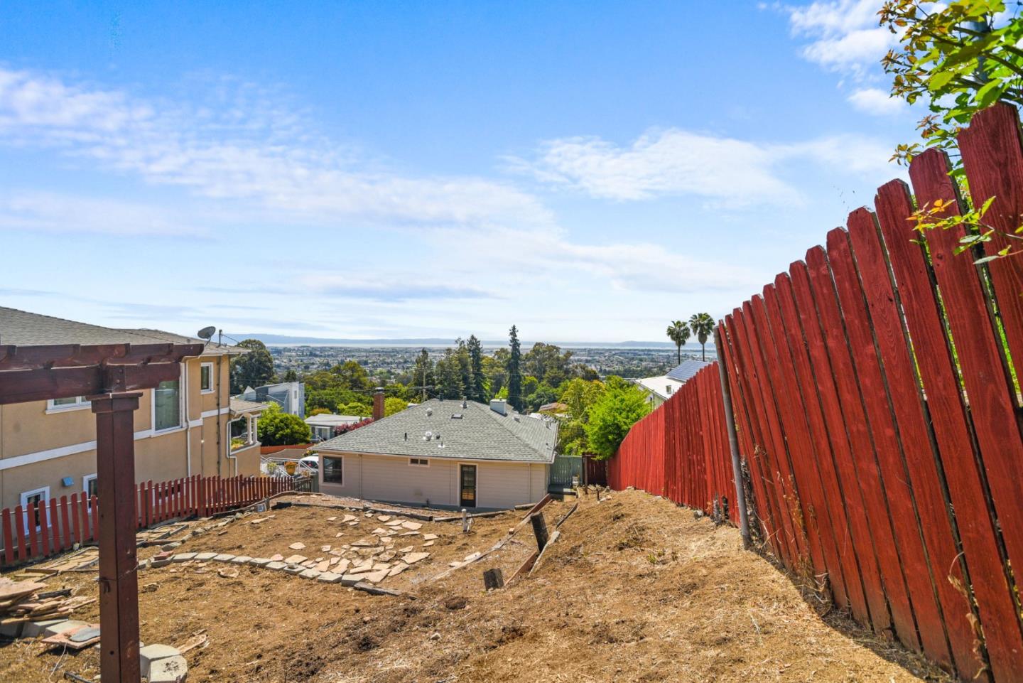 Detail Gallery Image 36 of 46 For 7968 Michigan Ave, Oakland,  CA 94605 - 3 Beds | 2 Baths