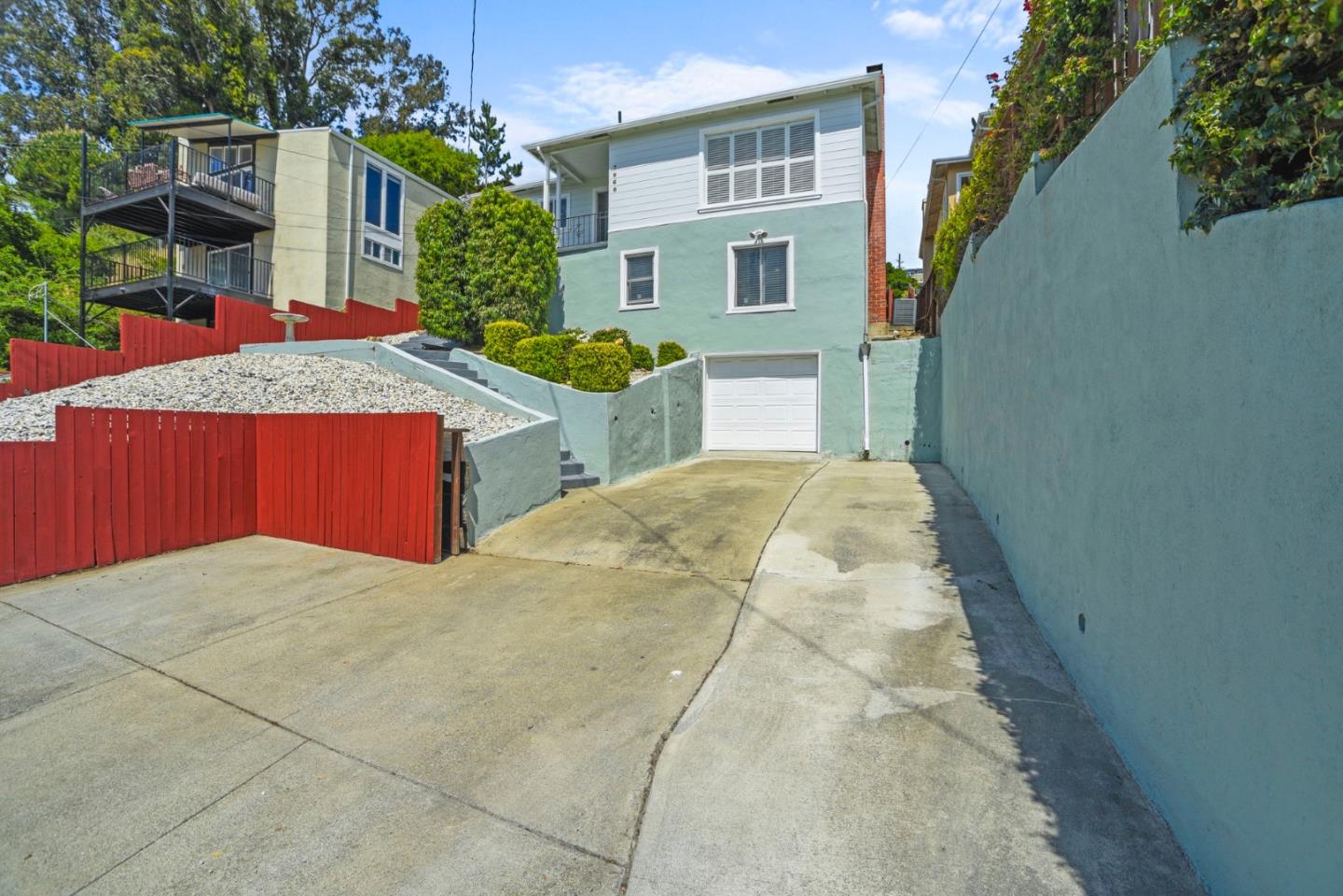 Detail Gallery Image 45 of 46 For 7968 Michigan Ave, Oakland,  CA 94605 - 3 Beds | 2 Baths