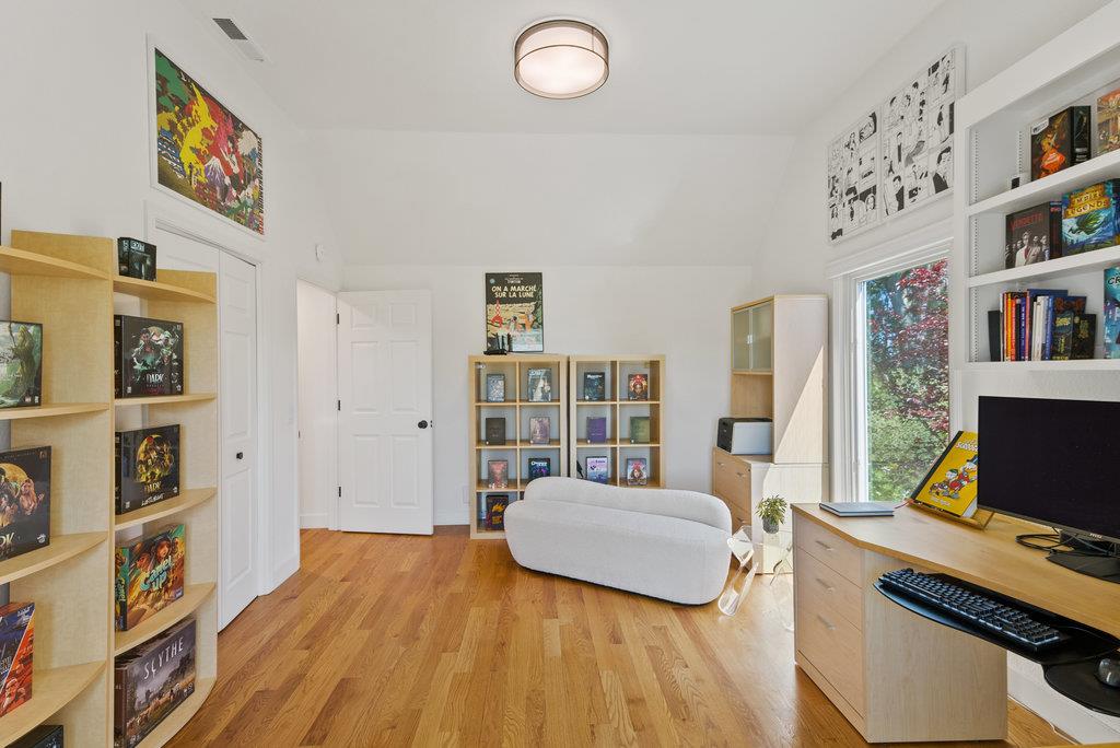 Detail Gallery Image 26 of 56 For 3696 Tiffani Ct, Santa Cruz,  CA 95065 - 4 Beds | 2/1 Baths