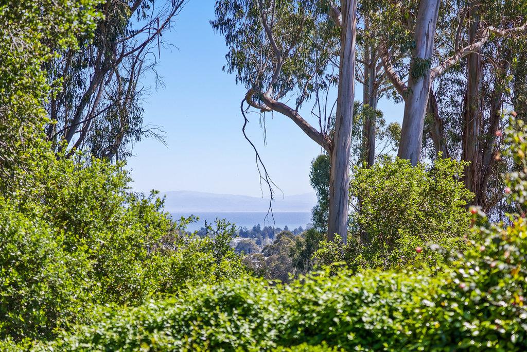 Detail Gallery Image 35 of 56 For 3696 Tiffani Ct, Santa Cruz,  CA 95065 - 4 Beds | 2/1 Baths