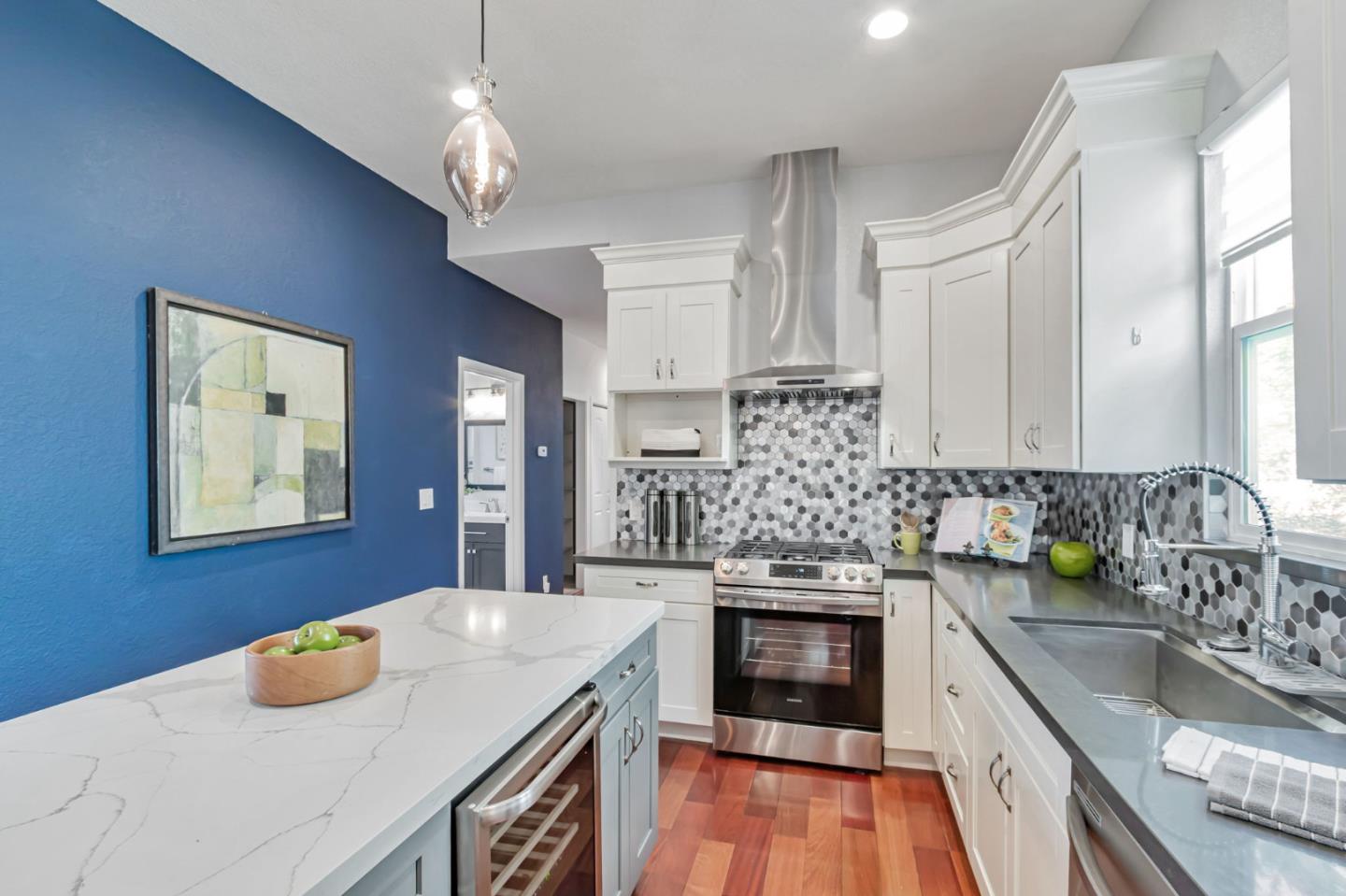 Detail Gallery Image 16 of 39 For 839 S 3rd St, San Jose,  CA 95112 - 4 Beds | 3 Baths