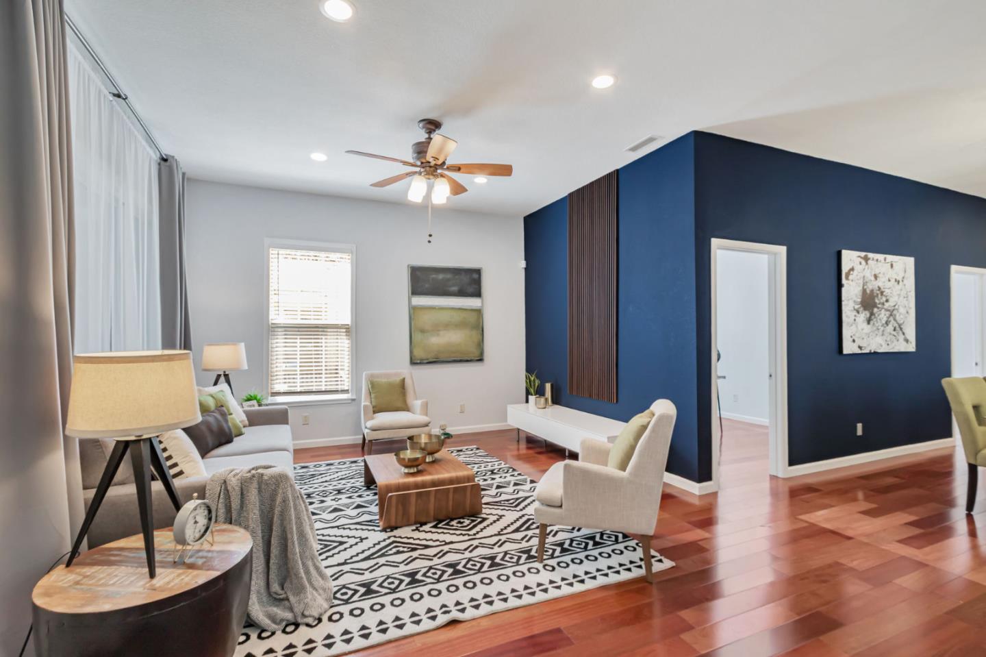 Detail Gallery Image 8 of 39 For 839 S 3rd St, San Jose,  CA 95112 - 4 Beds | 3 Baths