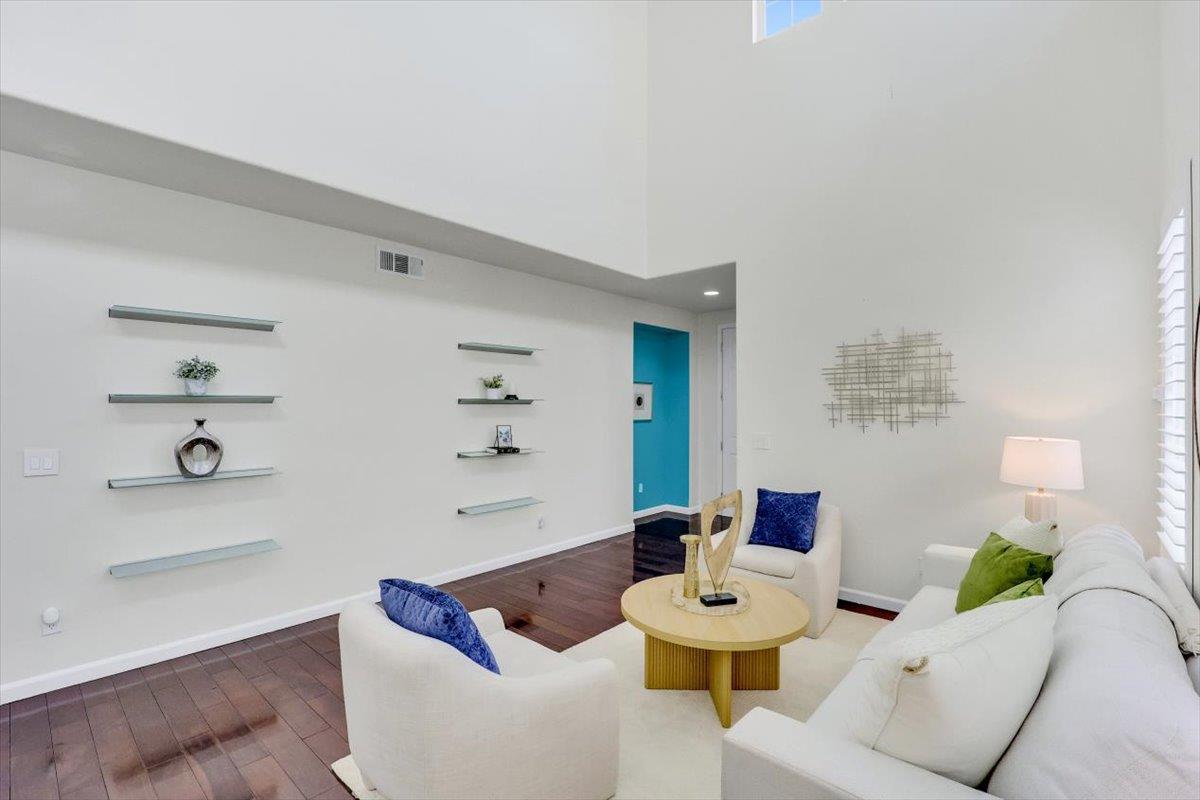 Detail Gallery Image 11 of 67 For 2012 Purcell Pl, San Jose,  CA 95131 - 3 Beds | 2/1 Baths