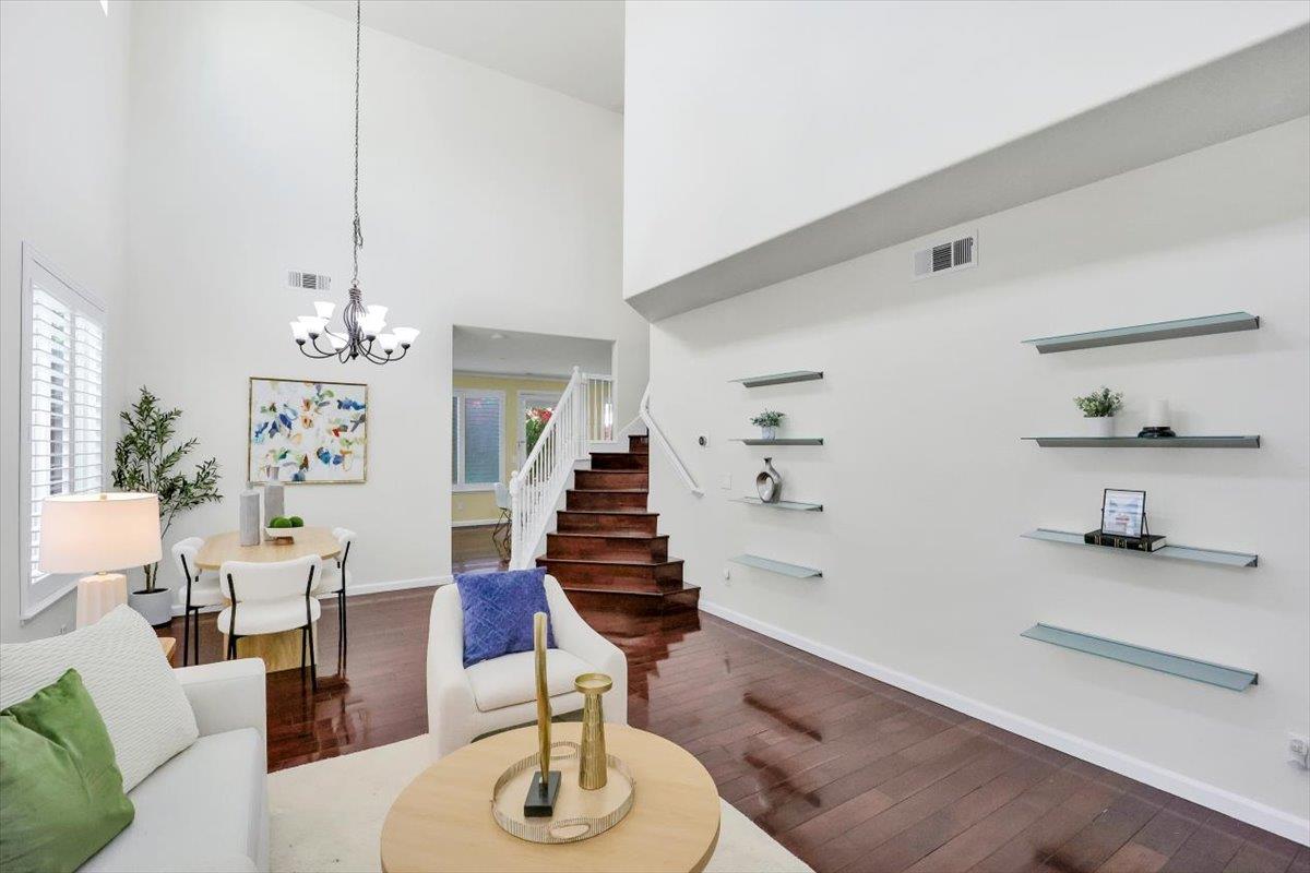 Detail Gallery Image 12 of 67 For 2012 Purcell Pl, San Jose,  CA 95131 - 3 Beds | 2/1 Baths