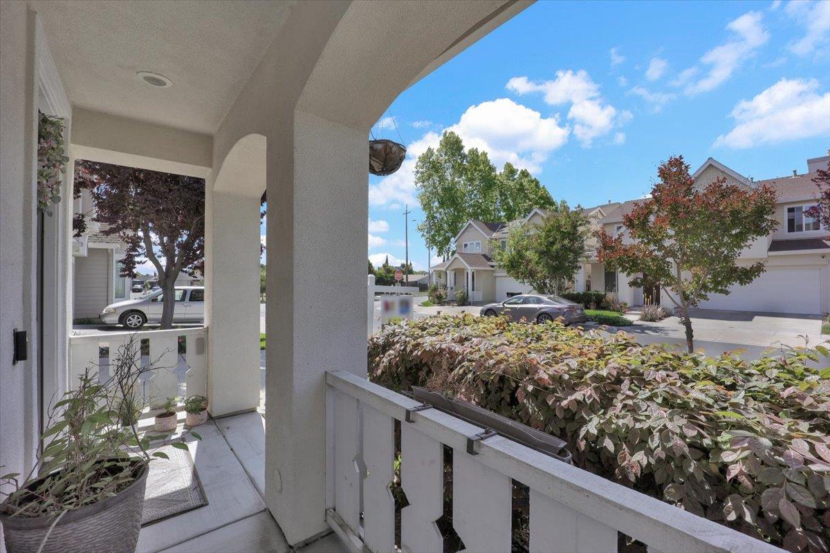 Detail Gallery Image 5 of 67 For 2012 Purcell Pl, San Jose,  CA 95131 - 3 Beds | 2/1 Baths