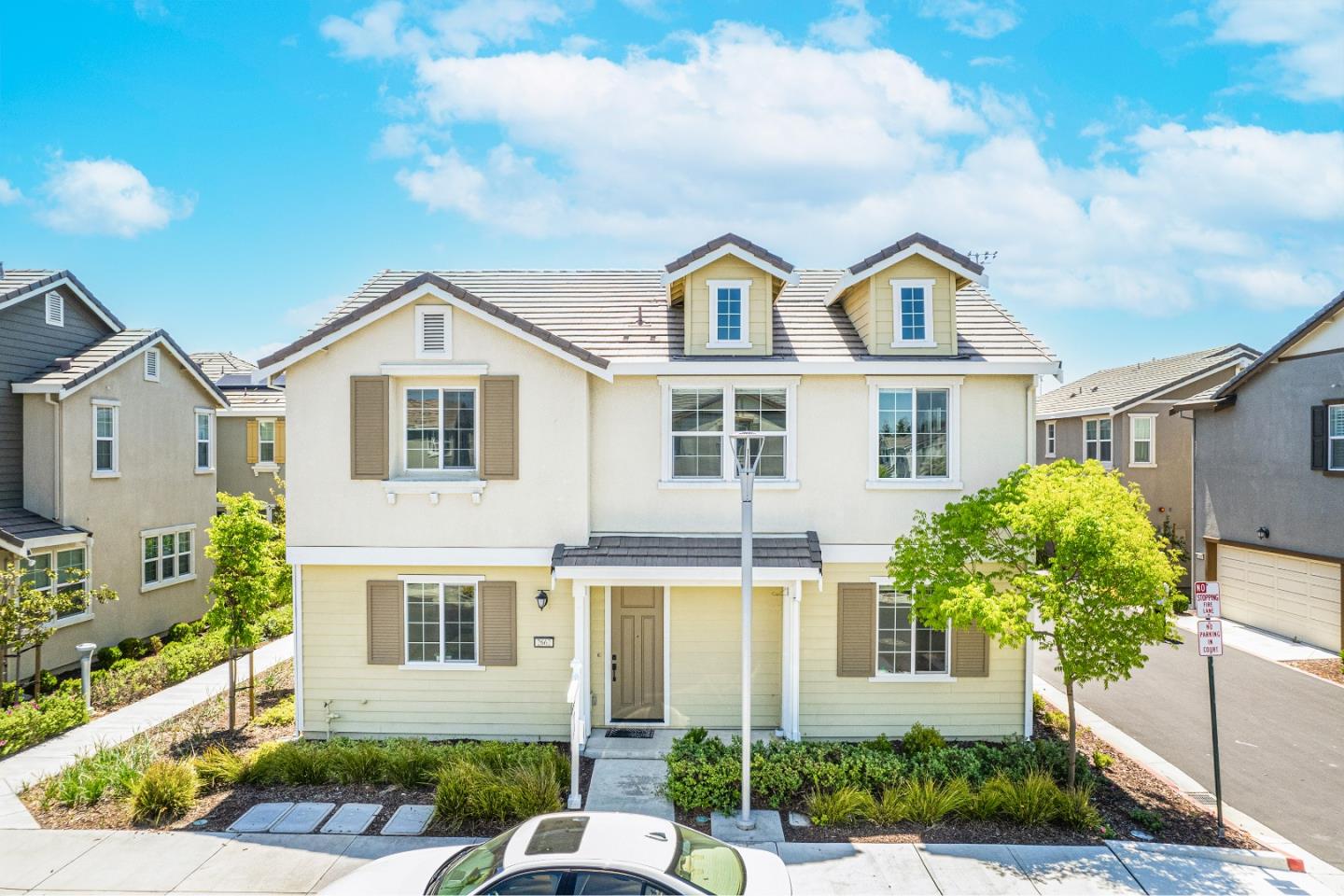 Detail Gallery Image 1 of 53 For 2662 Admiral, Hayward,  CA 94545 - 4 Beds | 3 Baths