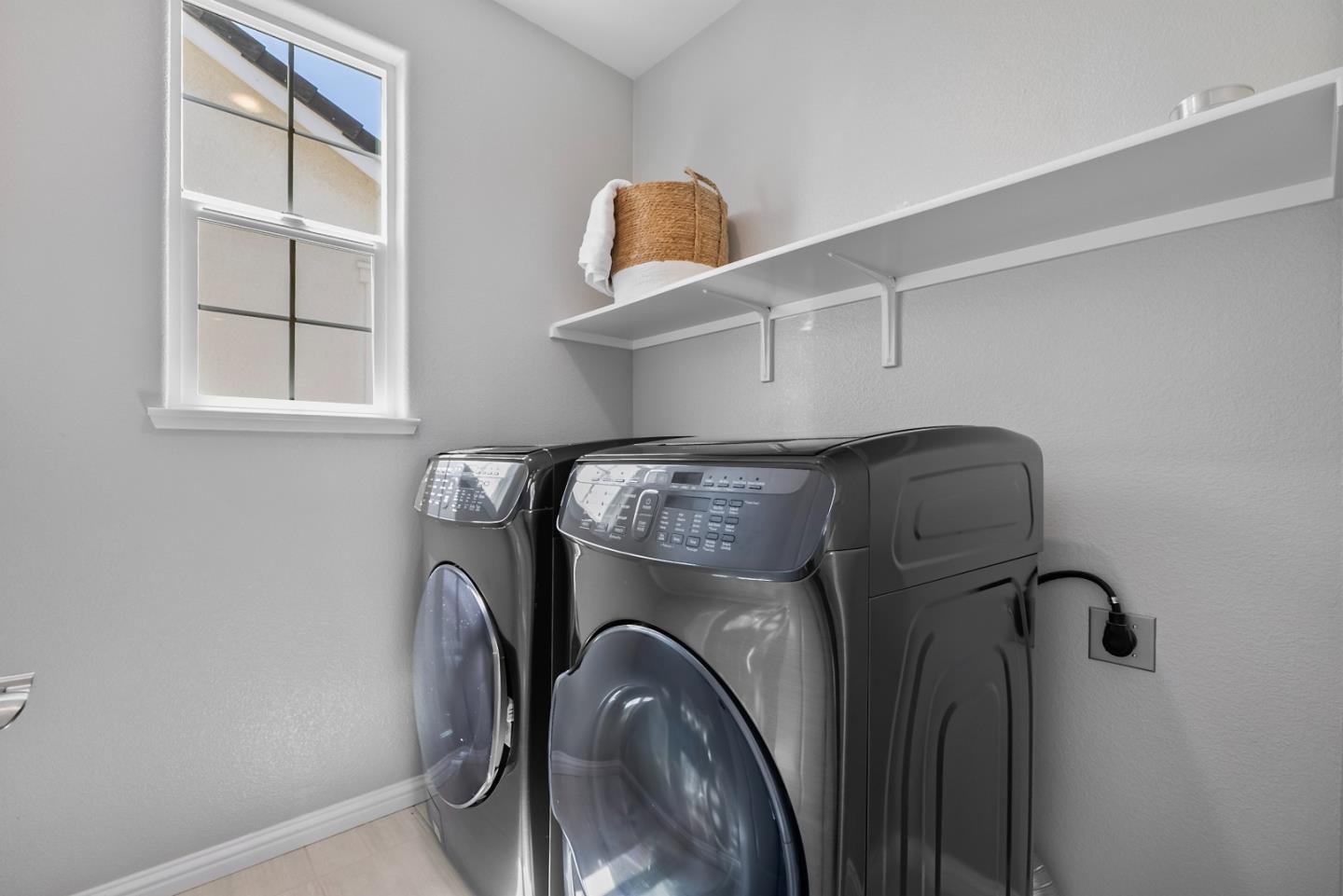 Detail Gallery Image 38 of 53 For 2662 Admiral, Hayward,  CA 94545 - 4 Beds | 3 Baths