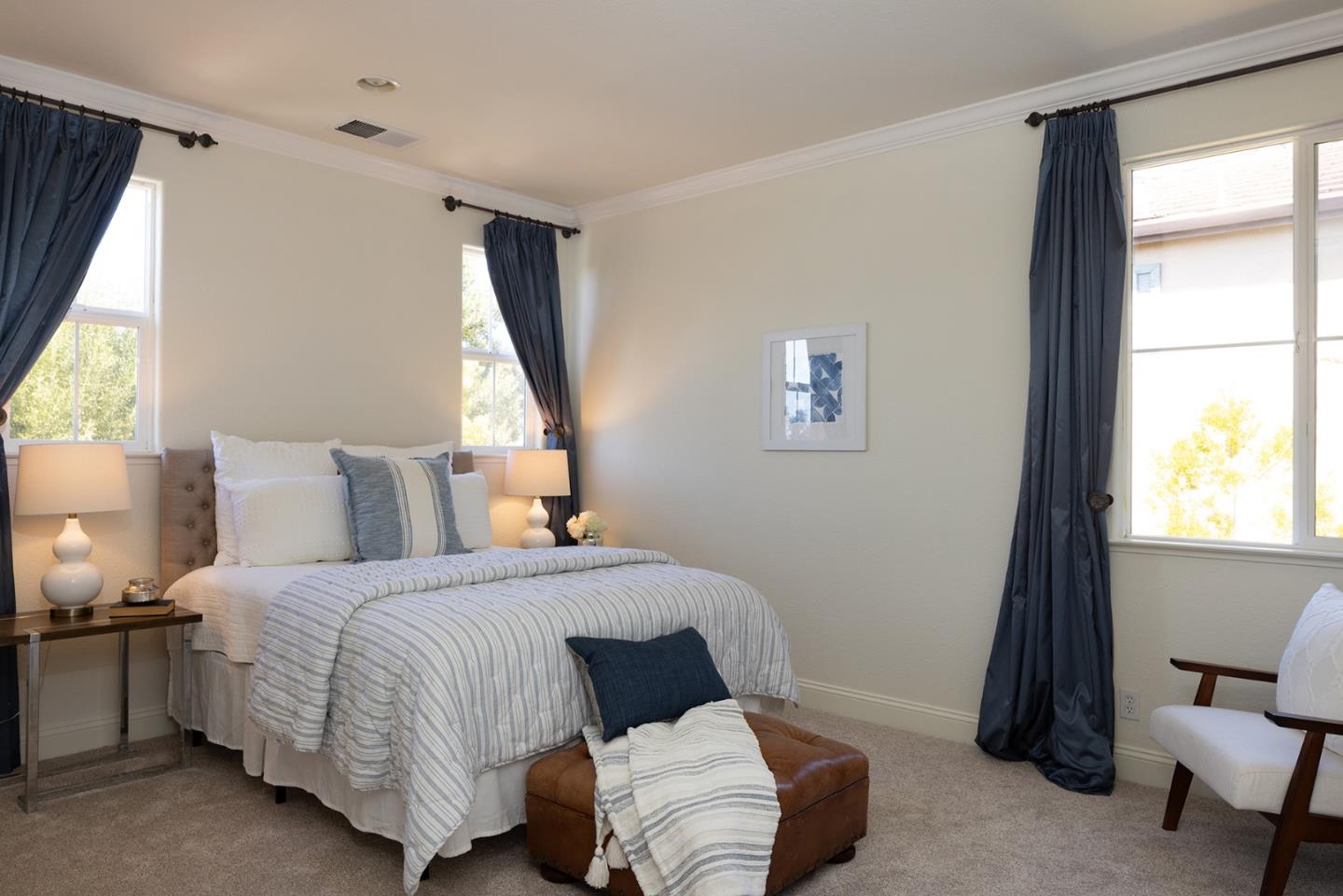 Detail Gallery Image 20 of 26 For 4262 Bay Crest Cir, Seaside,  CA 93955 - 2 Beds | 2/1 Baths
