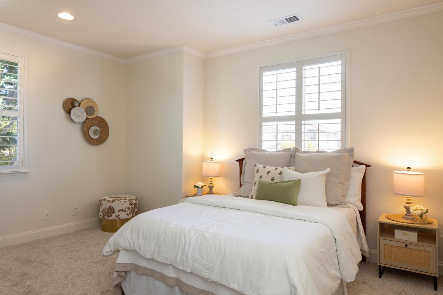 Detail Gallery Image 21 of 26 For 4262 Bay Crest Cir, Seaside,  CA 93955 - 2 Beds | 2/1 Baths