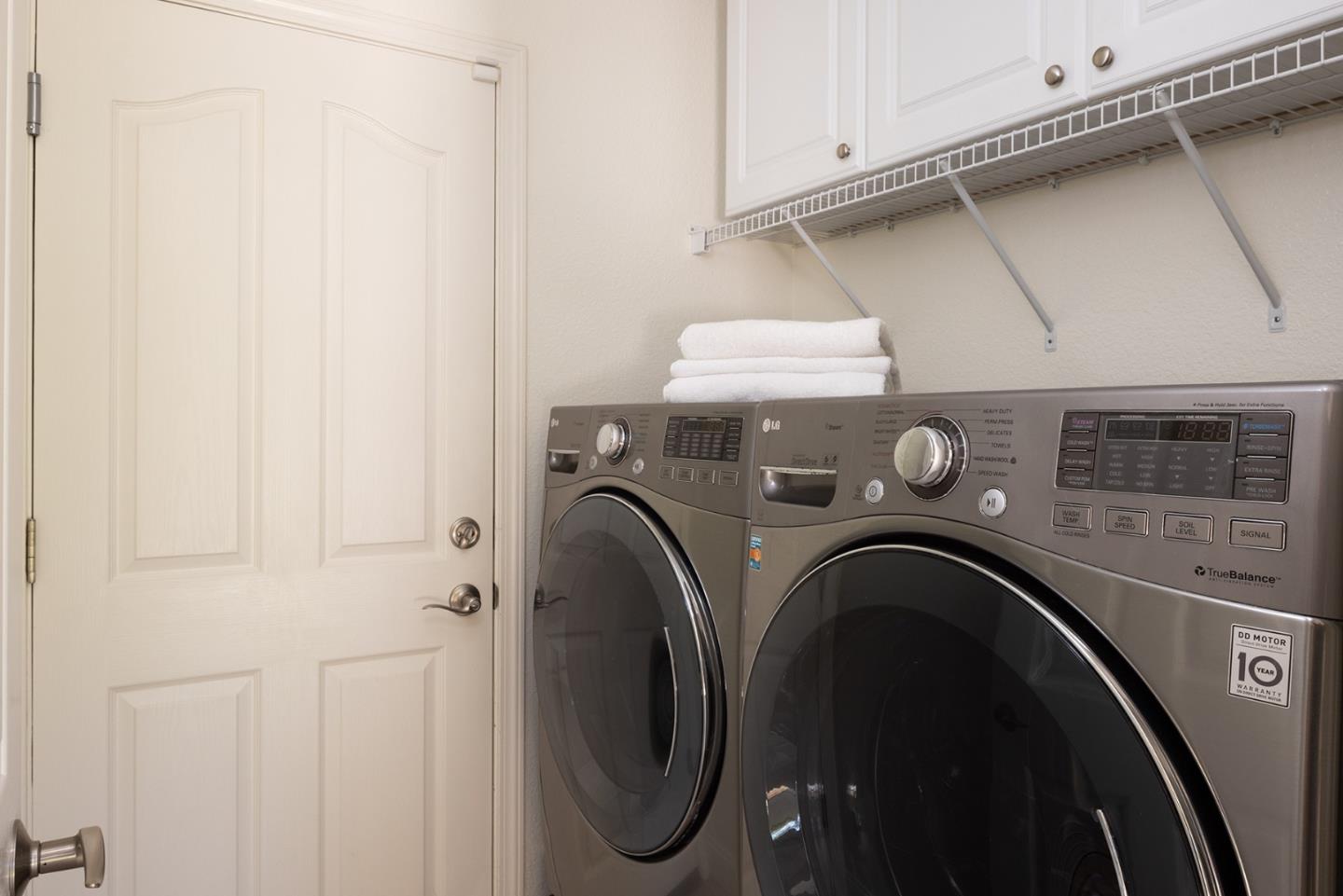 Detail Gallery Image 22 of 26 For 4262 Bay Crest Cir, Seaside,  CA 93955 - 2 Beds | 2/1 Baths