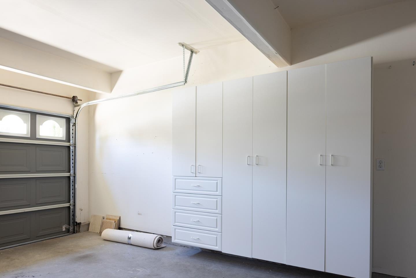 Detail Gallery Image 24 of 26 For 4262 Bay Crest Cir, Seaside,  CA 93955 - 2 Beds | 2/1 Baths