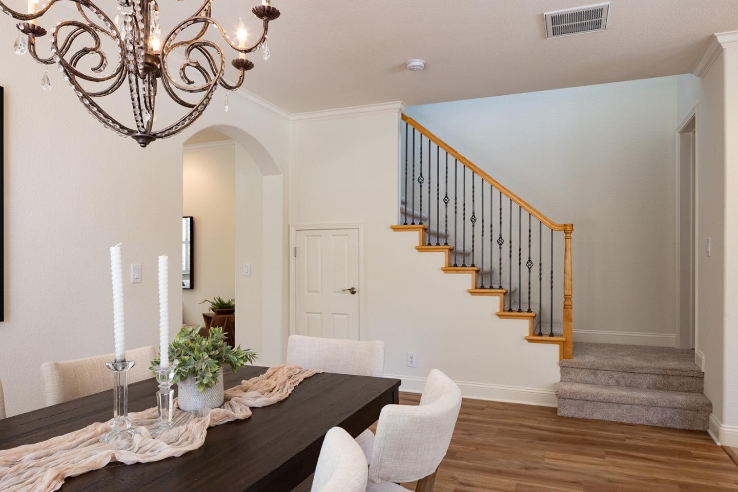 Detail Gallery Image 6 of 26 For 4262 Bay Crest Cir, Seaside,  CA 93955 - 2 Beds | 2/1 Baths