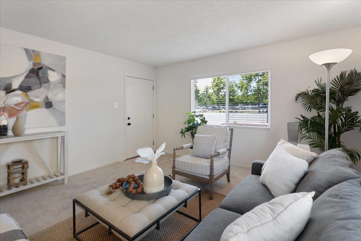 Detail Gallery Image 5 of 20 For 3164 Meridian Ave, San Jose,  CA 95124 - 4 Beds | 1 Baths