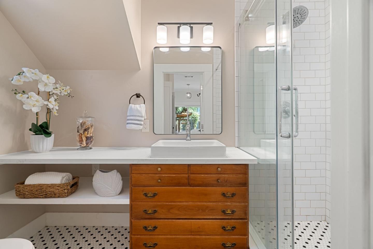 Detail Gallery Image 19 of 47 For 179 N 17th St, San Jose,  CA 95112 - 4 Beds | 4 Baths