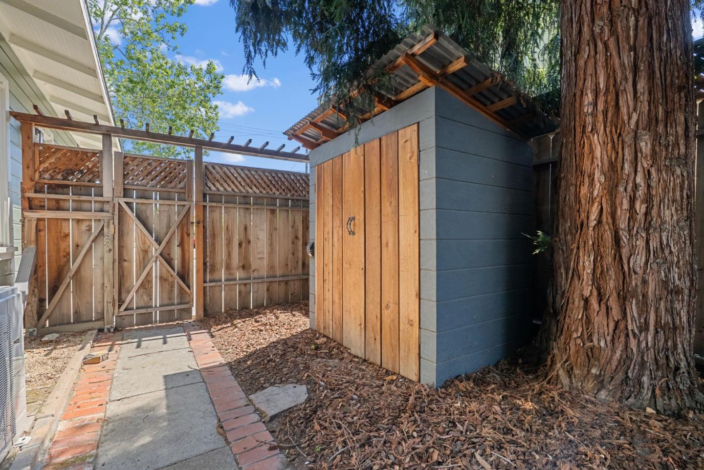 Detail Gallery Image 42 of 47 For 179 N 17th St, San Jose,  CA 95112 - 4 Beds | 4 Baths
