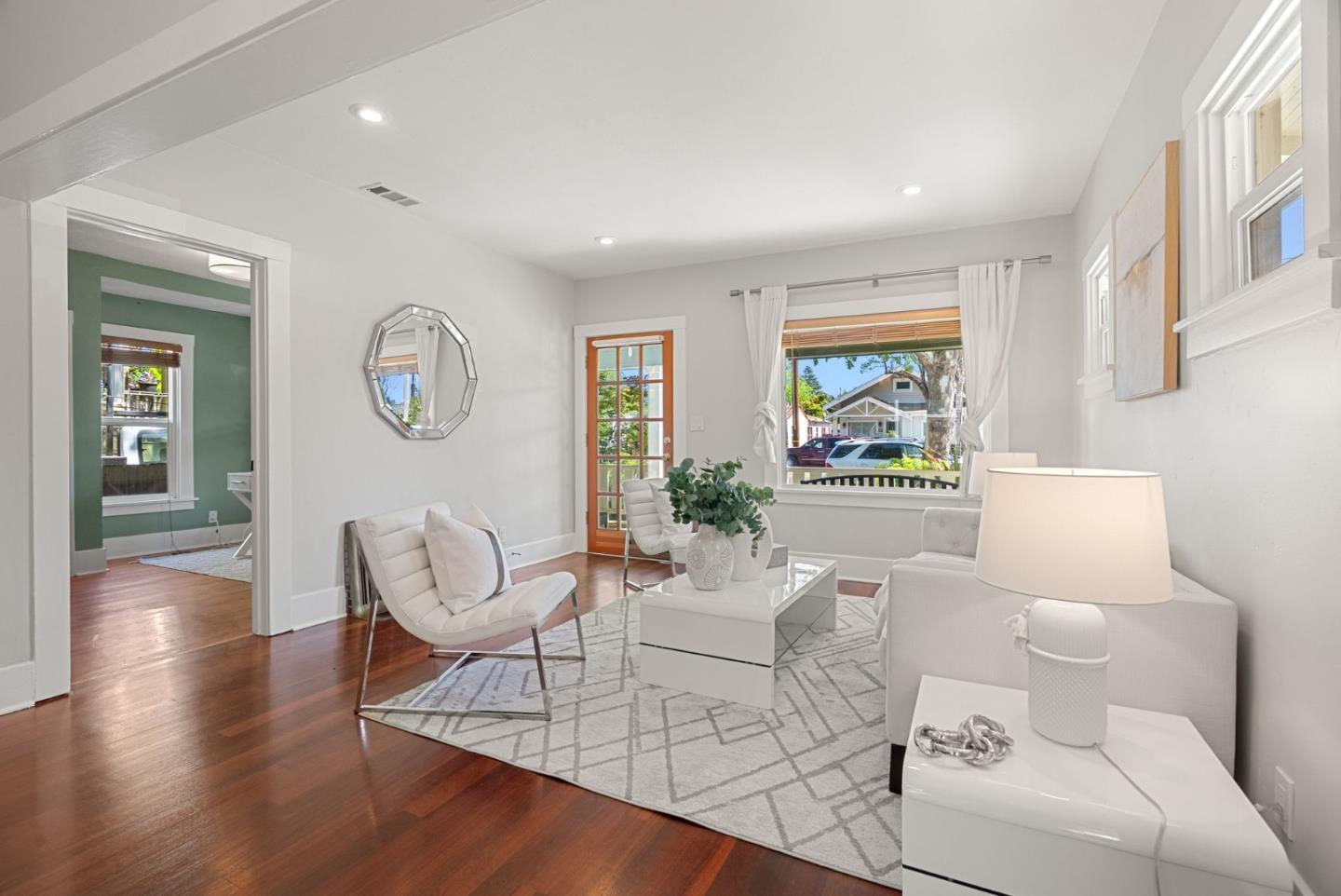 Detail Gallery Image 8 of 47 For 179 N 17th St, San Jose,  CA 95112 - 4 Beds | 4 Baths