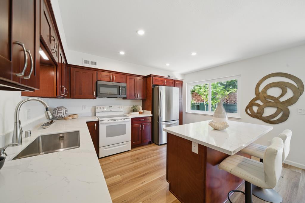 Detail Gallery Image 8 of 46 For 122-124 44th Ave, San Mateo,  CA 94403 - – Beds | – Baths