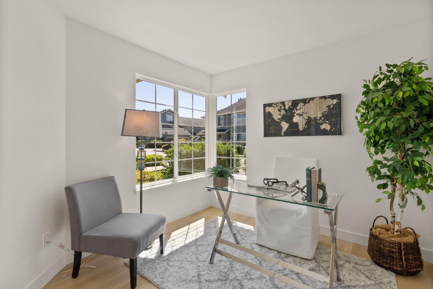 Detail Gallery Image 14 of 59 For 156 Treeview Dr, Daly City,  CA 94014 - 2 Beds | 3 Baths
