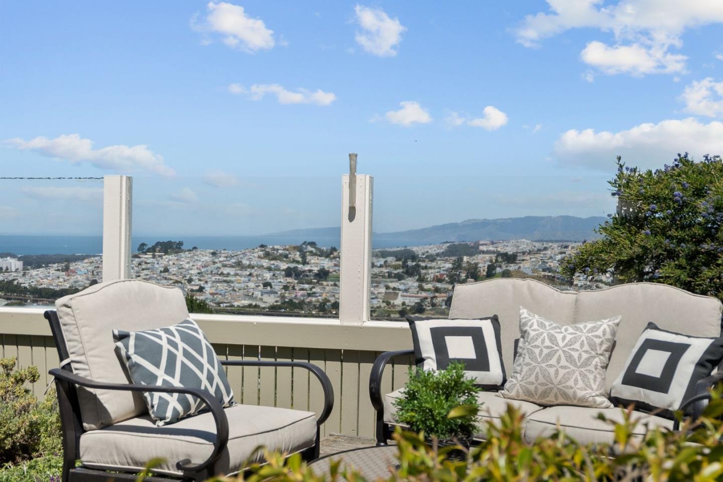 Detail Gallery Image 34 of 59 For 156 Treeview Dr, Daly City,  CA 94014 - 2 Beds | 3 Baths