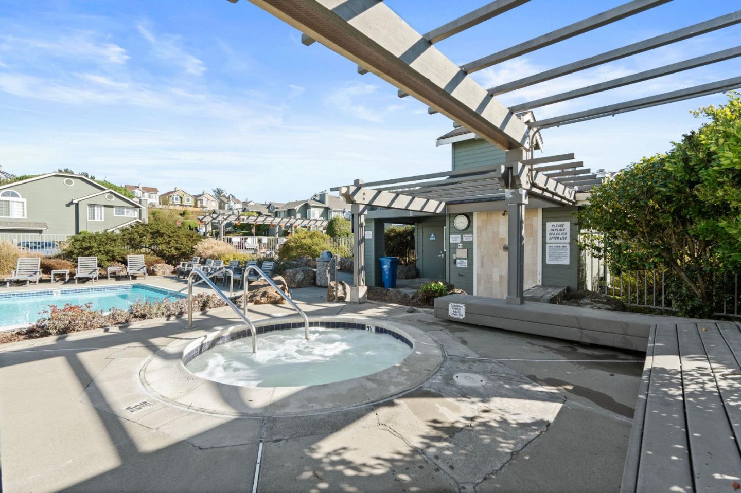Detail Gallery Image 42 of 59 For 156 Treeview Dr, Daly City,  CA 94014 - 2 Beds | 3 Baths