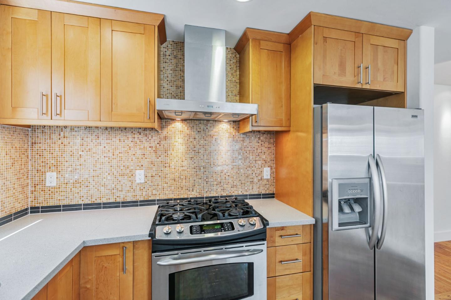 Detail Gallery Image 12 of 34 For 2276 Newhall St, San Jose,  CA 95128 - 3 Beds | 2 Baths