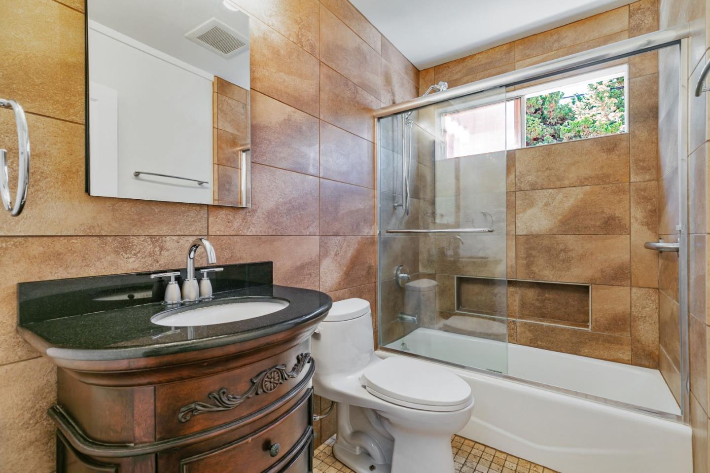 Detail Gallery Image 16 of 34 For 2276 Newhall St, San Jose,  CA 95128 - 3 Beds | 2 Baths