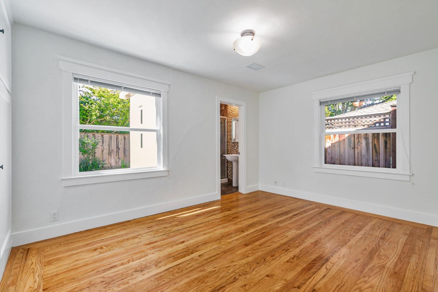 Detail Gallery Image 18 of 34 For 2276 Newhall St, San Jose,  CA 95128 - 3 Beds | 2 Baths