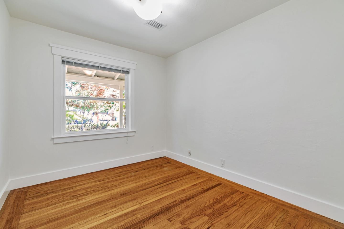 Detail Gallery Image 23 of 34 For 2276 Newhall St, San Jose,  CA 95128 - 3 Beds | 2 Baths