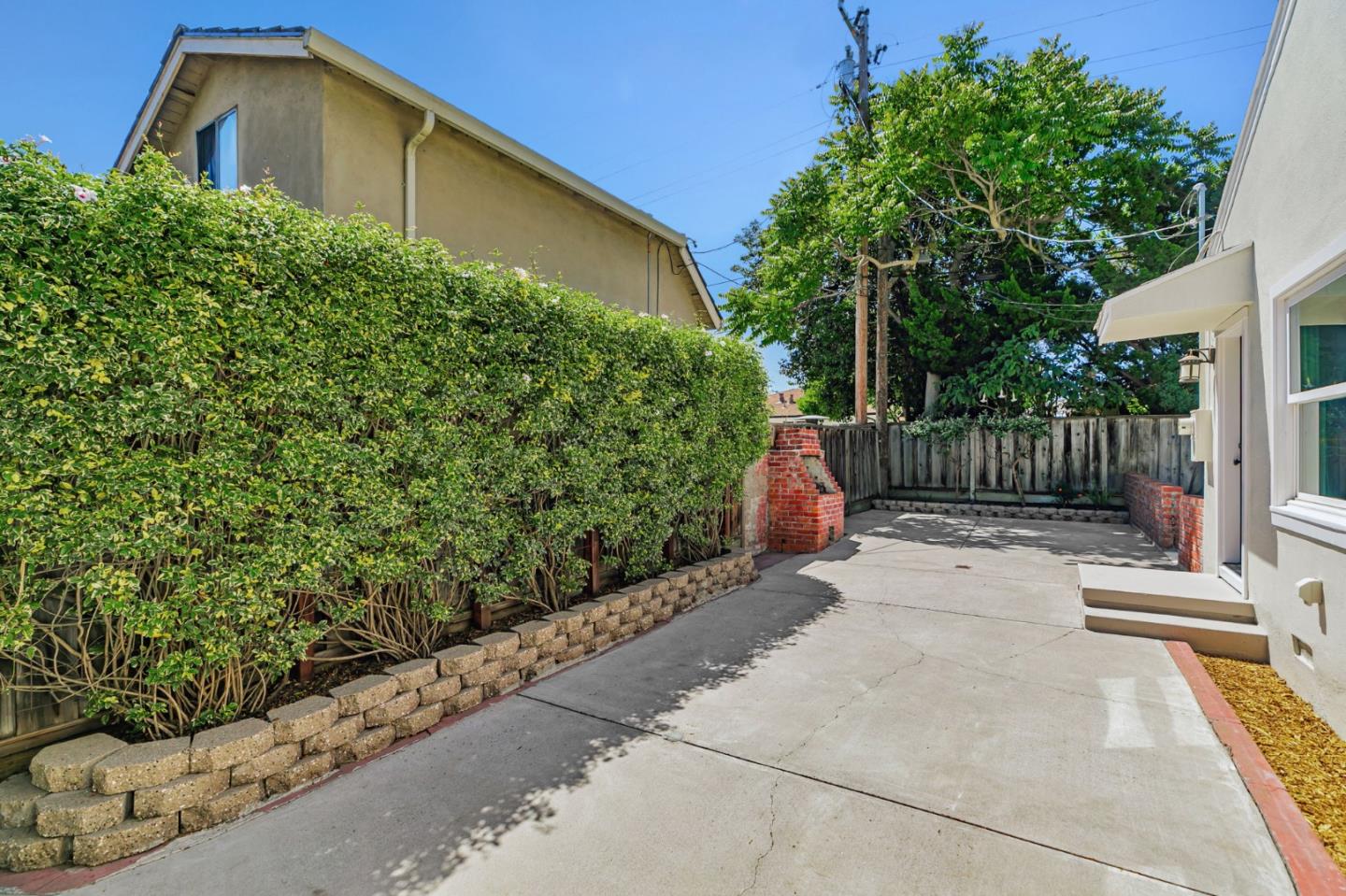 Detail Gallery Image 27 of 34 For 2276 Newhall St, San Jose,  CA 95128 - 3 Beds | 2 Baths