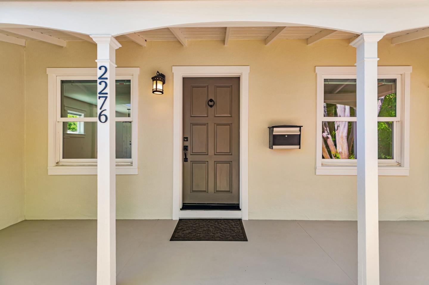 Detail Gallery Image 5 of 34 For 2276 Newhall St, San Jose,  CA 95128 - 3 Beds | 2 Baths