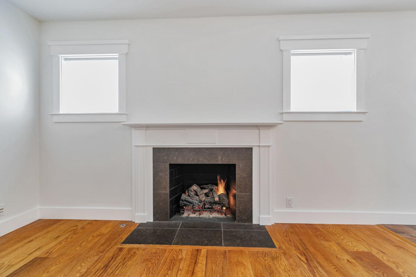Detail Gallery Image 8 of 34 For 2276 Newhall St, San Jose,  CA 95128 - 3 Beds | 2 Baths