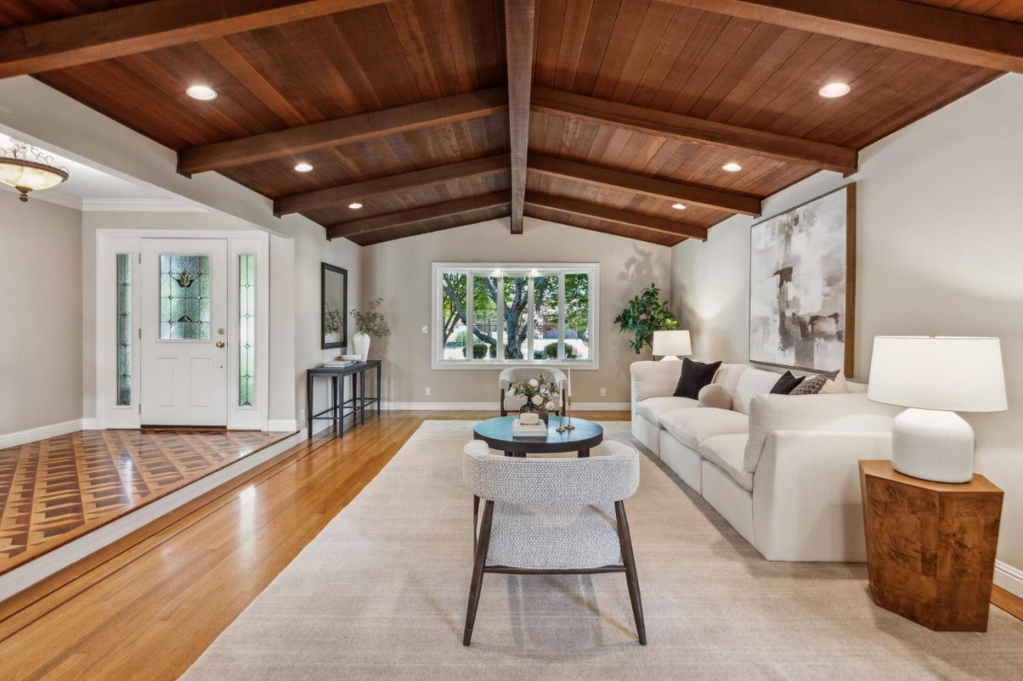 Detail Gallery Image 10 of 65 For 1275 Covington Rd, Los Altos,  CA 94024 - 4 Beds | 2 Baths