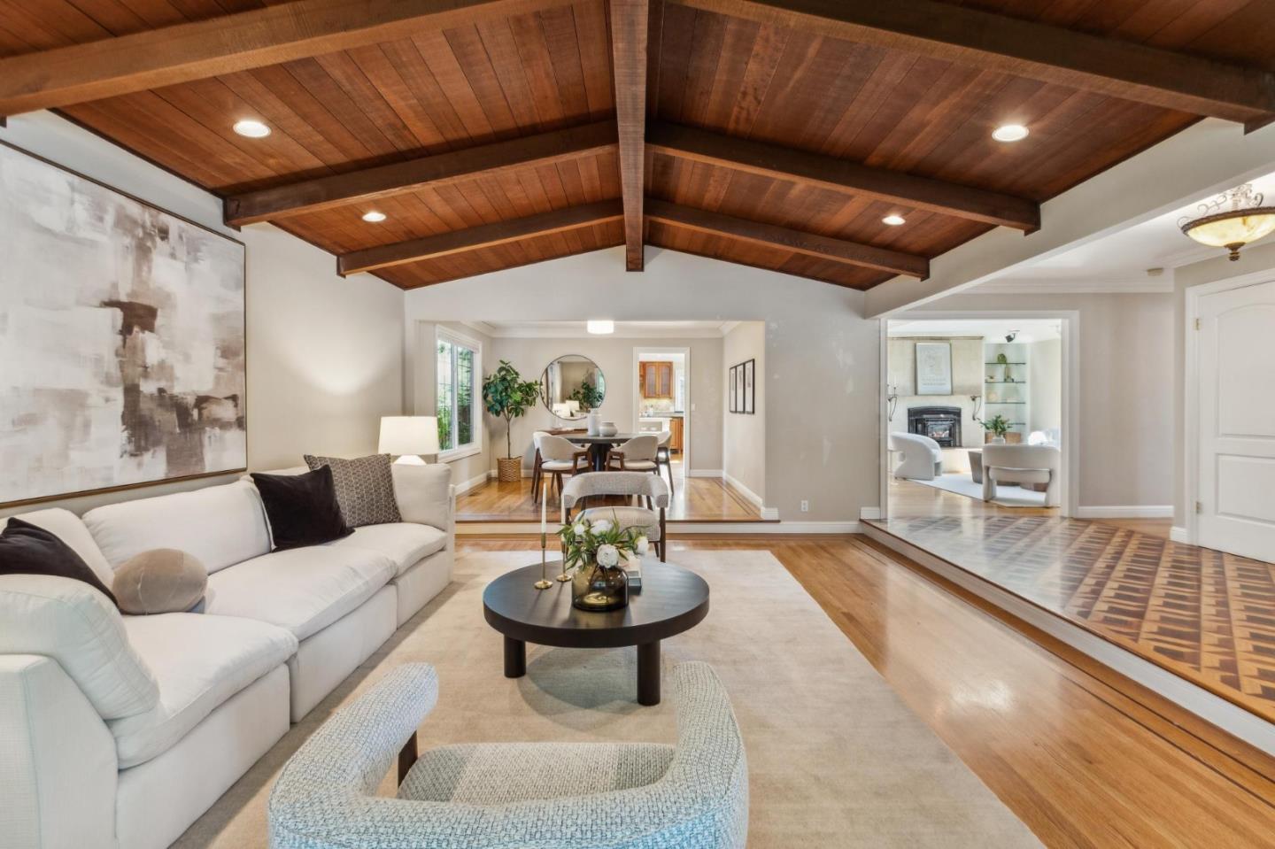 Detail Gallery Image 11 of 65 For 1275 Covington Rd, Los Altos,  CA 94024 - 4 Beds | 2 Baths